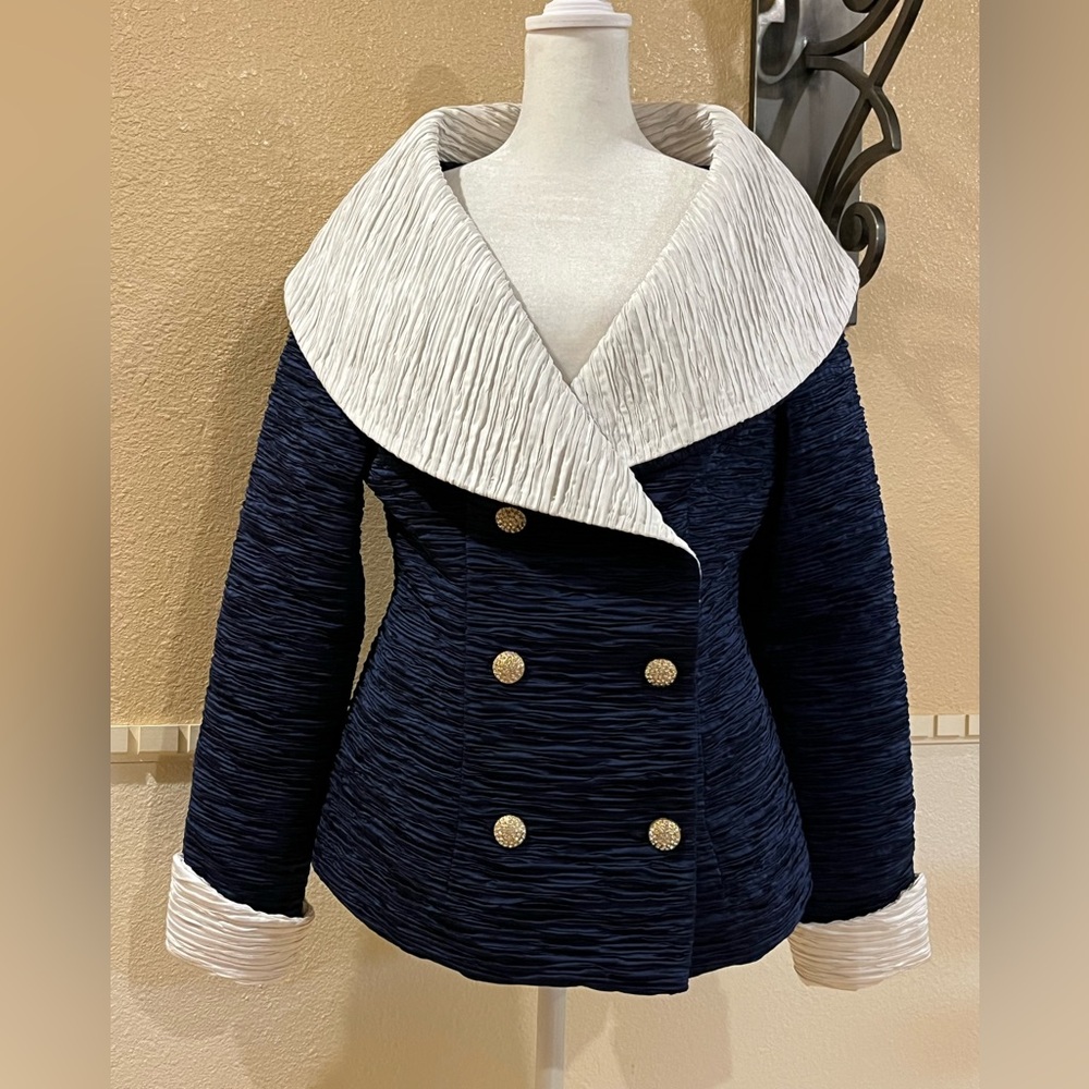 Rare! Dana Deatherage vintage jacket w/ rhinestone buttons. Navy blue, White. L